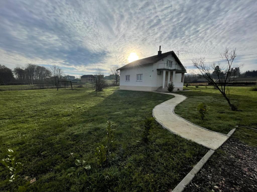 Guest House Pin Laktaši Zewnętrze zdjęcie