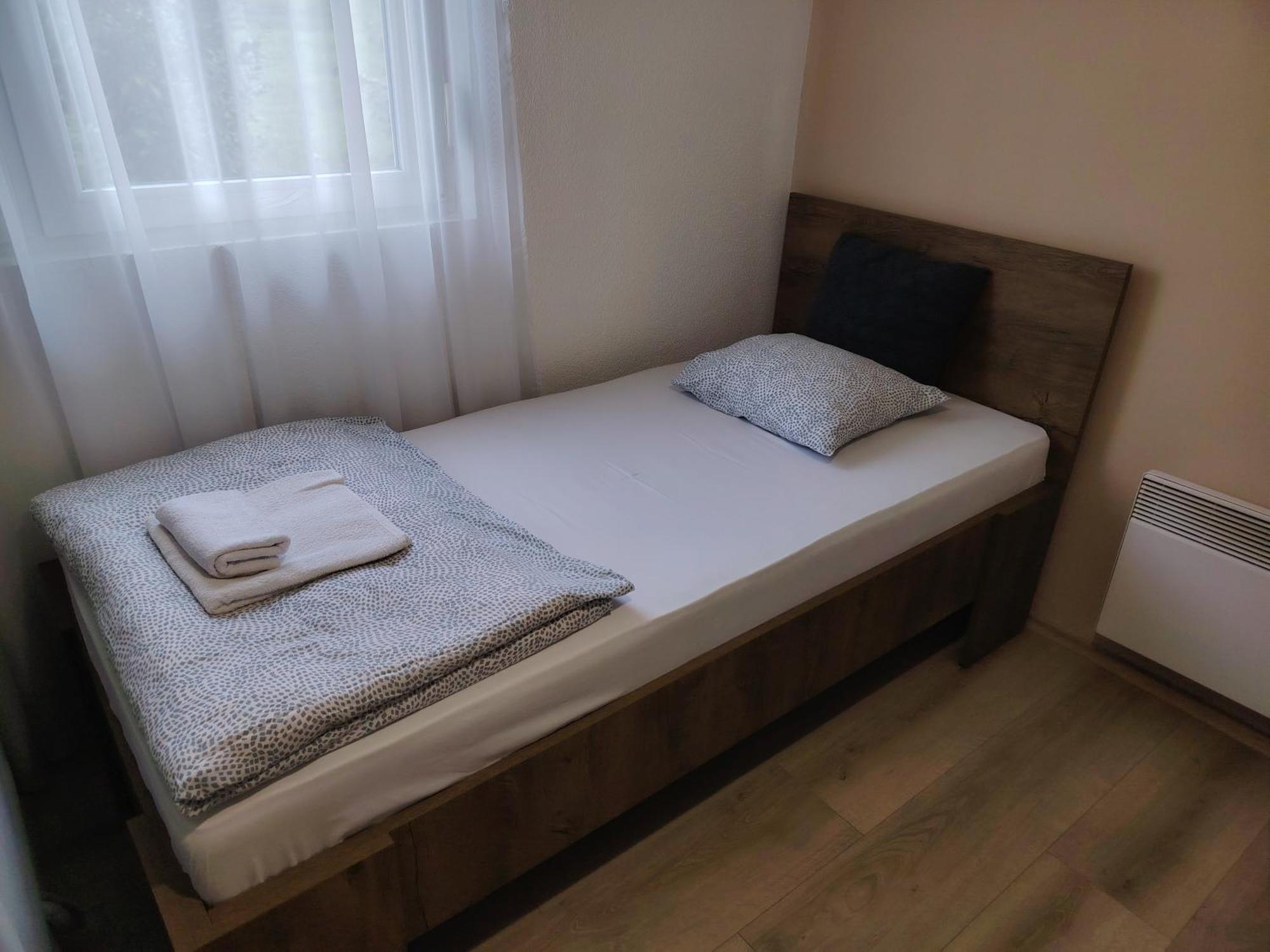 Guest House Pin Laktaši Zewnętrze zdjęcie