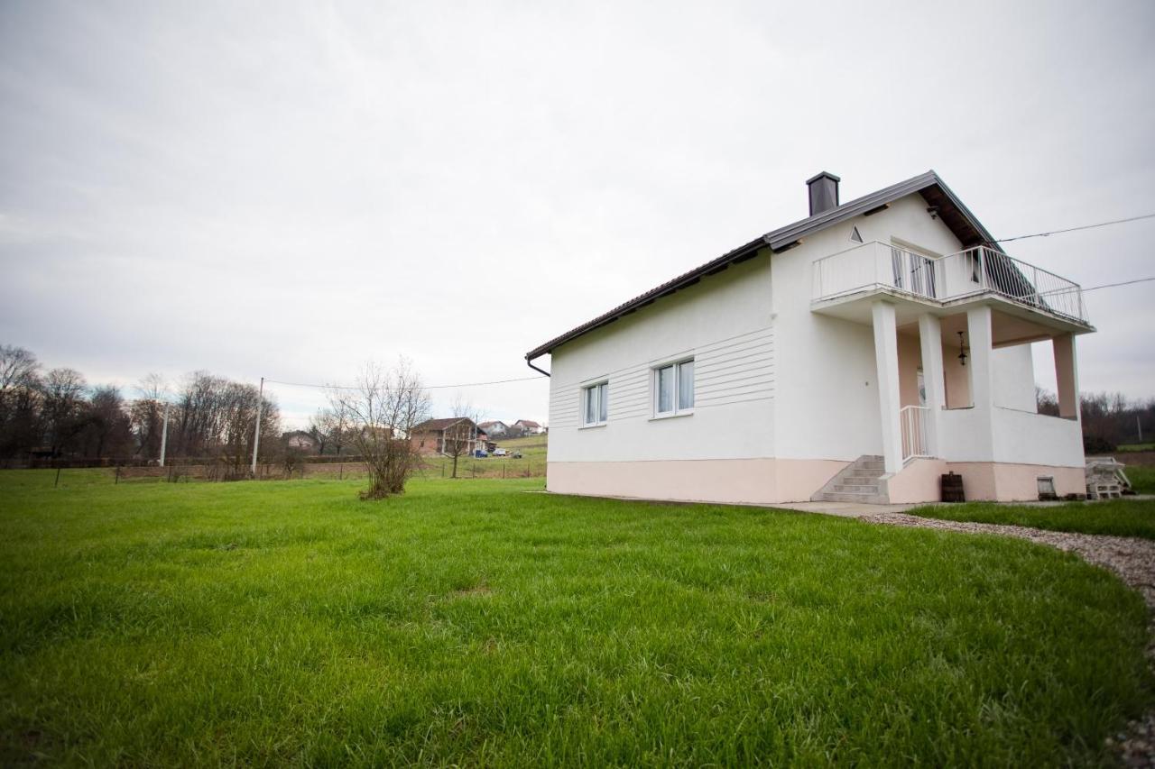 Guest House Pin Laktaši Zewnętrze zdjęcie